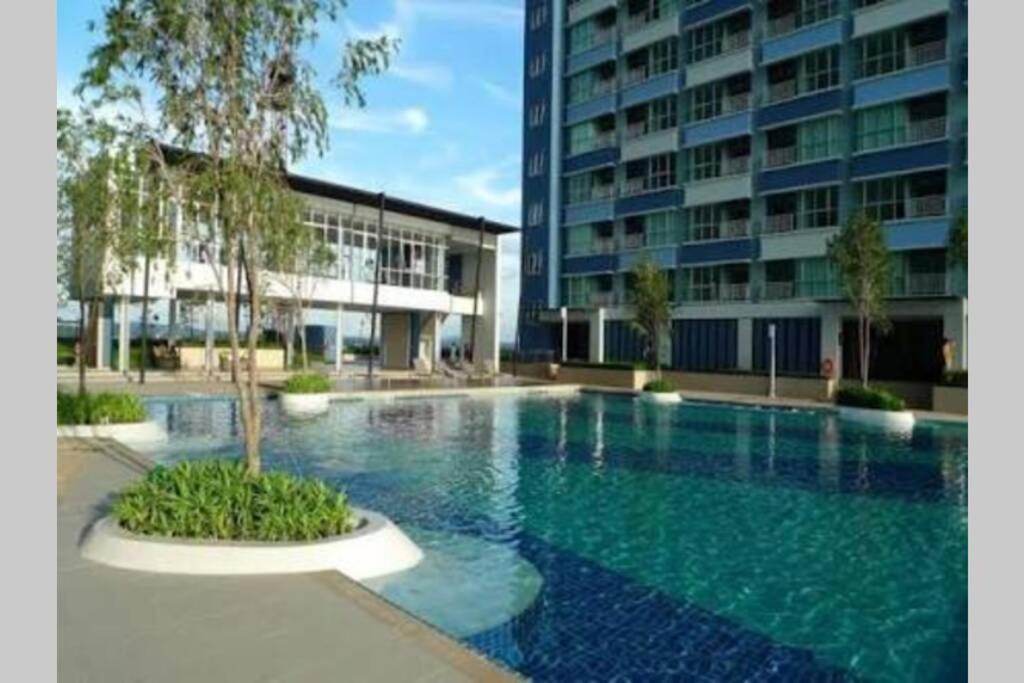 Stunning Seaview Suite Jomtien Exterior foto