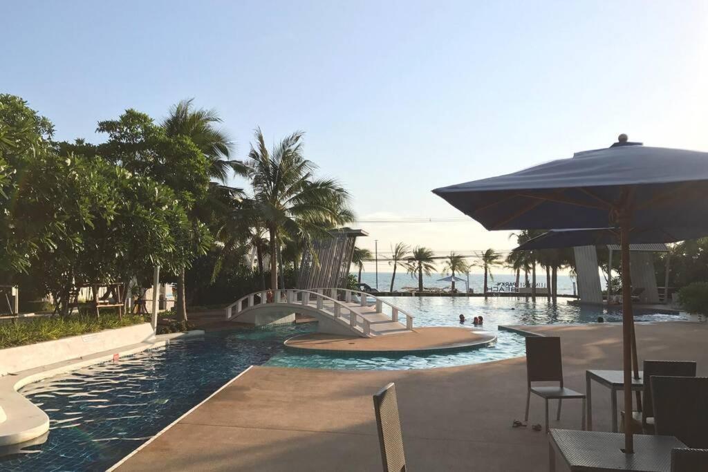 Stunning Seaview Suite Jomtien Exterior foto