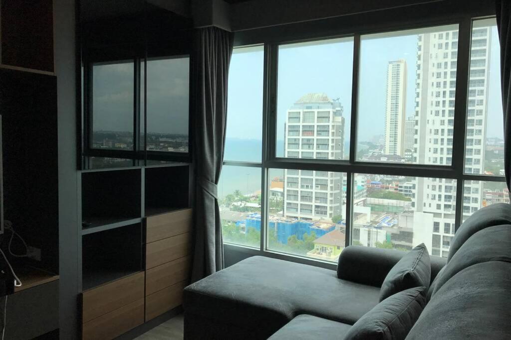 Stunning Seaview Suite Jomtien Exterior foto