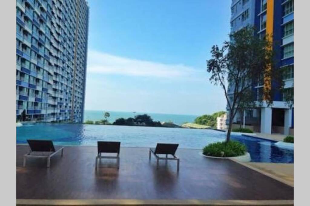 Stunning Seaview Suite Jomtien Exterior foto